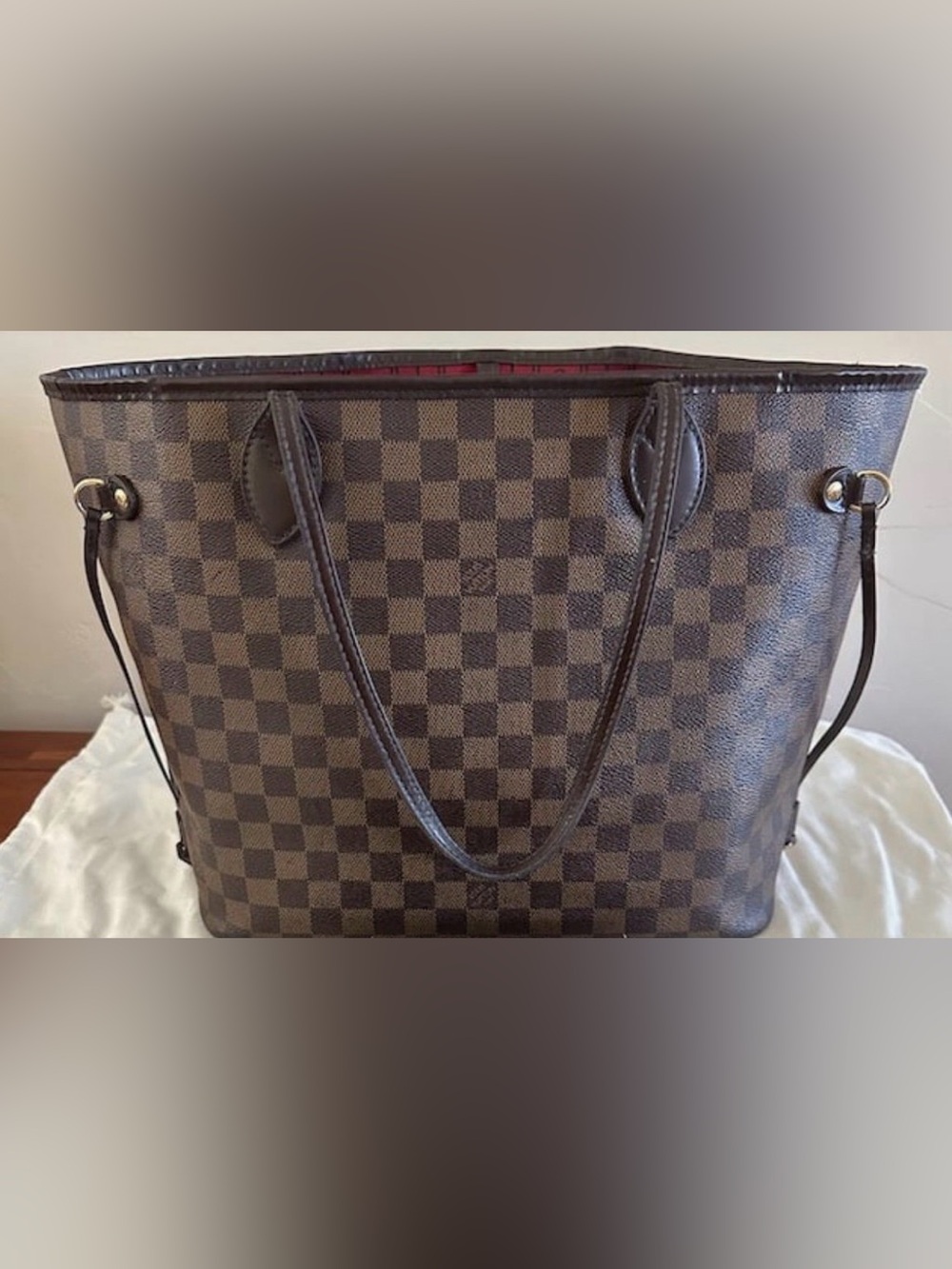 2010 Louis Vuitton Neverfull MM Damier Ebene Red Interior